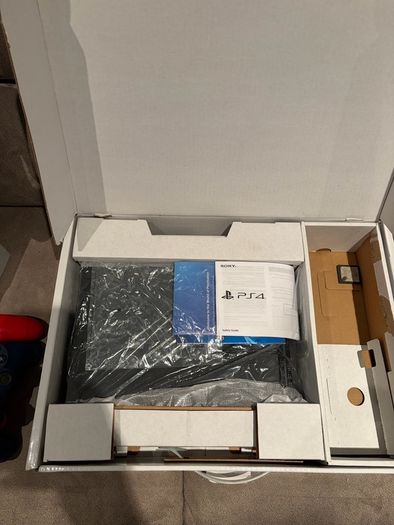 Sony PS4 500GB + Controller & Original Box - Disc Drive Fault 90 not 65