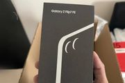 samsung Z flip 7Fe New