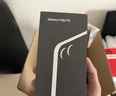samsung Z flip 7Fe New