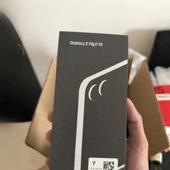 samsung Z flip 7Fe New