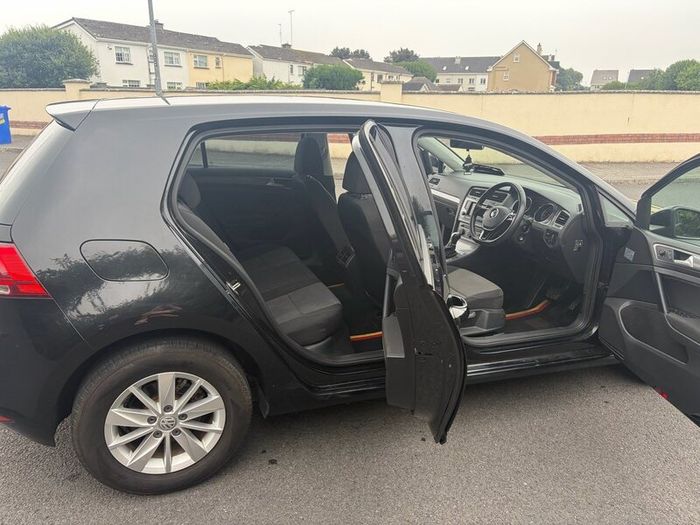 Volkswagen Golf - Automatic Petrol
