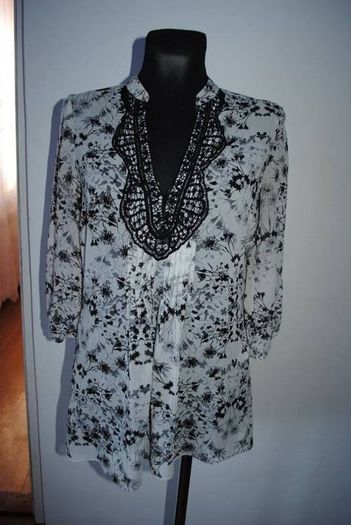 M&S lovely blouse size UK10 EUR38 Postage included