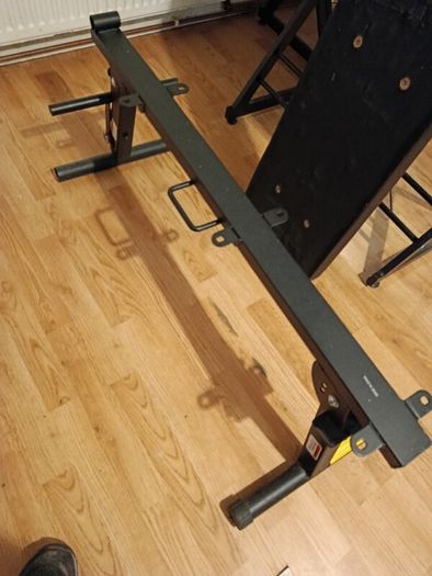 weight bench