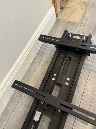 TV Wall Mount with Swing Arm