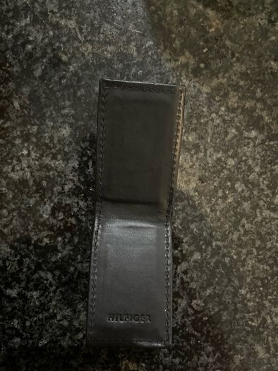 Tommy Hilfiger magnetic money clip