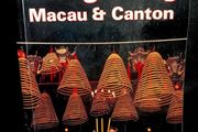 Hong Kong, Macau &amp; Canton (a Lonely Planet Travel Survival Kit) by Robert Storey - Paperback