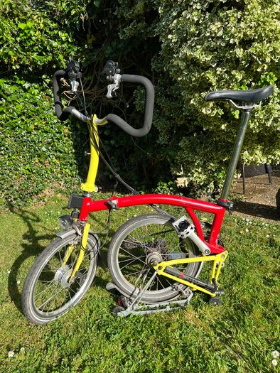 Rare & Eye-Catching: 6-Speed Brompton P-Type (Red/Yellow Edition)