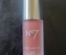 No 7 liquid blush
