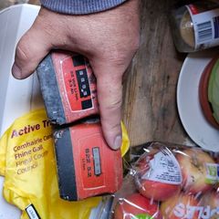 2x faulty hilty batteries