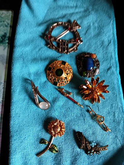 Vintage brooches