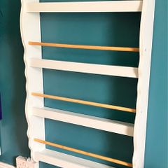 Kids book shelf