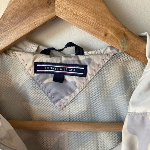 Tommy Hilfiger Cream and Grey Camo Windbreaker Jacket