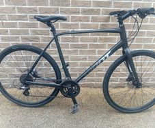 Giant Escape XL Hybrid Bike
