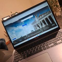 Asus Vivobook