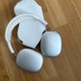 AirPod max 1st gen ( lightning ) Image 2