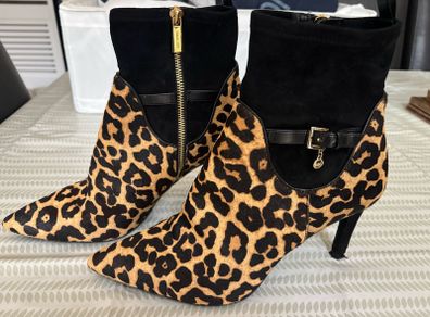 Michael Kors Genuine Calf Skin Boots