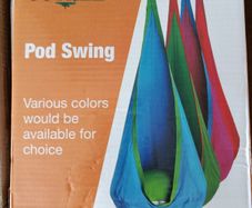kids hanging pod