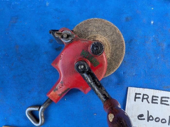 Hand Operated Grinder