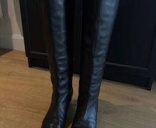 Massimo Dutti Women's Black Leather boots
