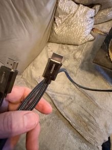 HDMI 8 k 3mter lead two weeks old.