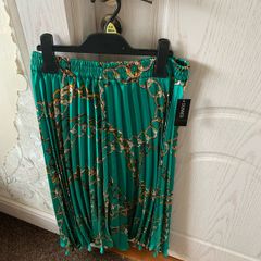 Ladies Pleated Skirt