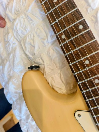 Fender Squier Stratocaster (Standard Series)