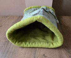 Large Guinea pig tunnel - green paisley