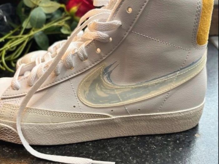 nike Blazer Trainers