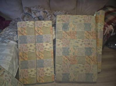 Free caravan bed/ chair cushions