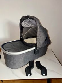 UppaBaby Vista V2 Bassinet, Rain Cover and Adaptors
