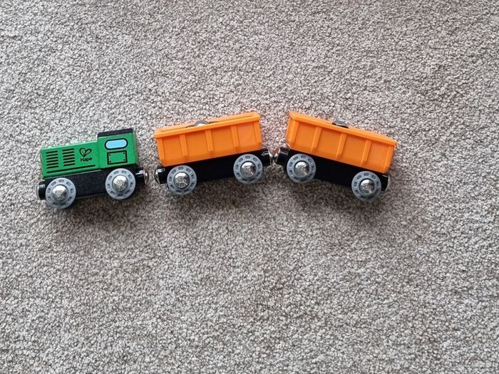 NEW HAPE Freight Train