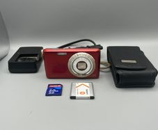 Sony Cyber-shot DSC-W520 14.1MP Digital Camera Red - Full Kit