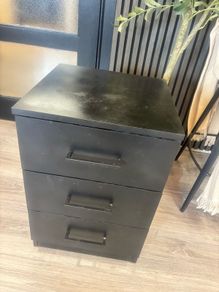 3 drawer unit free