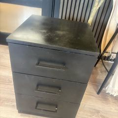 3 drawer unit free