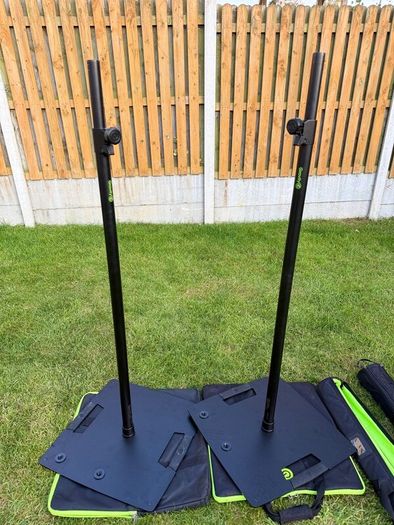 Stand for speaker and lights Gravity