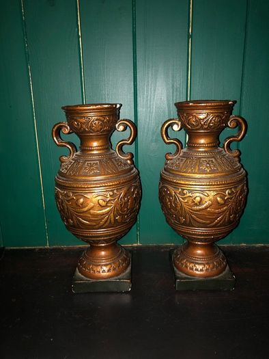 Plaster vases