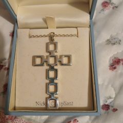 Newbridge Necklace Cross