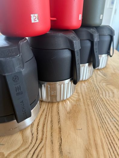 camping mugs and insulated food containers