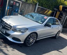 Mercedes E220-AMG