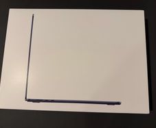 MacBook Air 15-inch 16/512GB (M5 CHIP IRISH STOCK) Brand New Sealed 1 year Apple Warranty MIDNIGHT