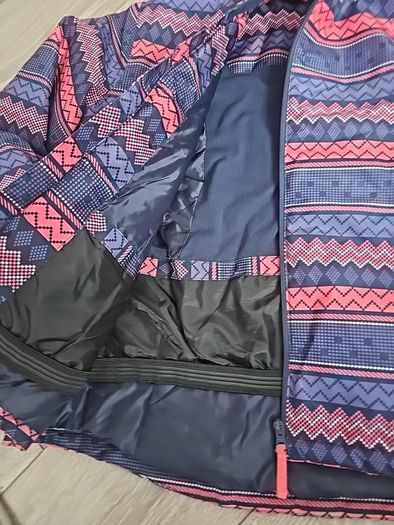 girls ski coat 9-10ys