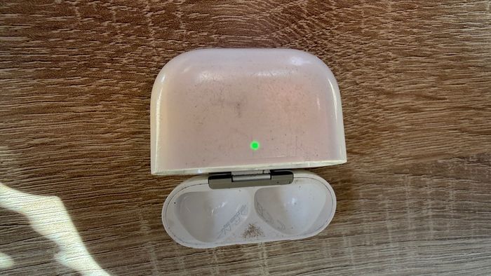 apple AirPods 4 Case