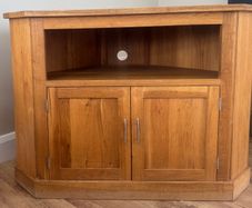 Corner unit
