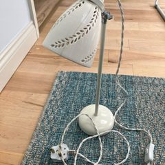 Cream ceramic lamp