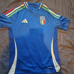 boys size small