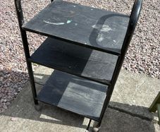 Shelving on castors