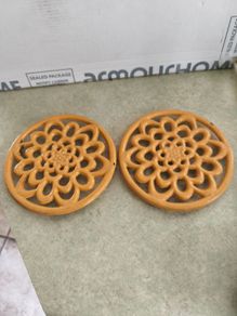 set of 2 Round Trivet Tea Pot Pan Stand Dining Kitchen Worktop Protection Cast Iron