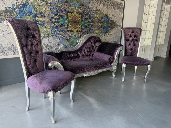 Antique Chaise Longue