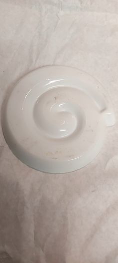 Nice quirky bowl/ plate,buyer collects or pays postage, good condition,,sold as is,