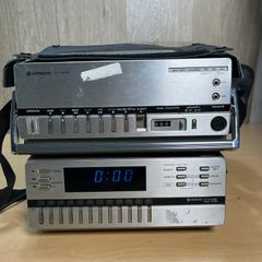 Hitachi VT-7000E VHS Portable Video Cassette Recorder + VT-TU70E Tuner VGC